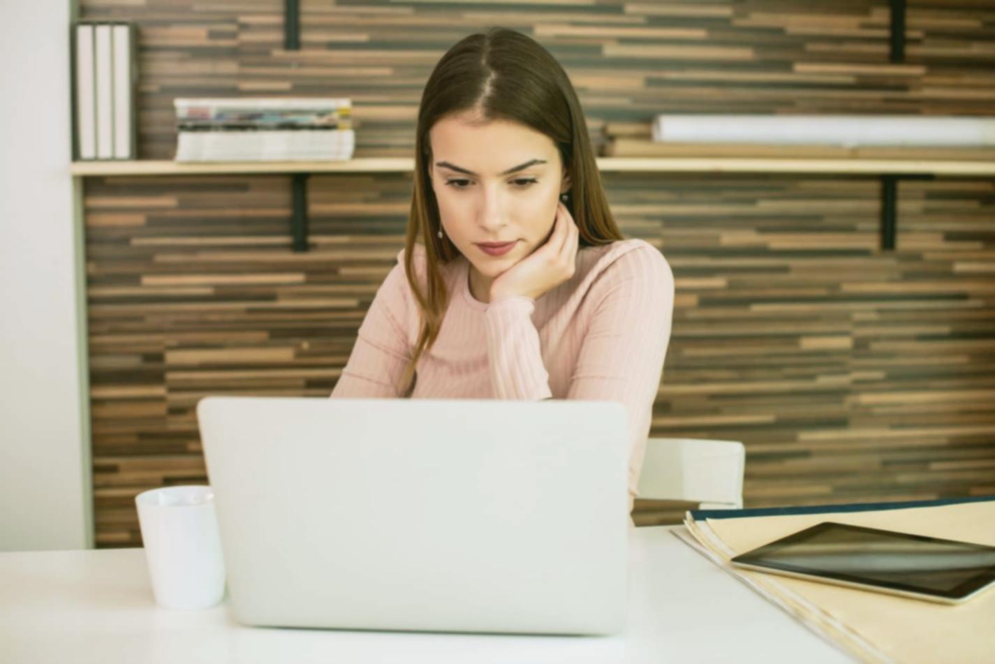 Code debugging session with data structure visualization